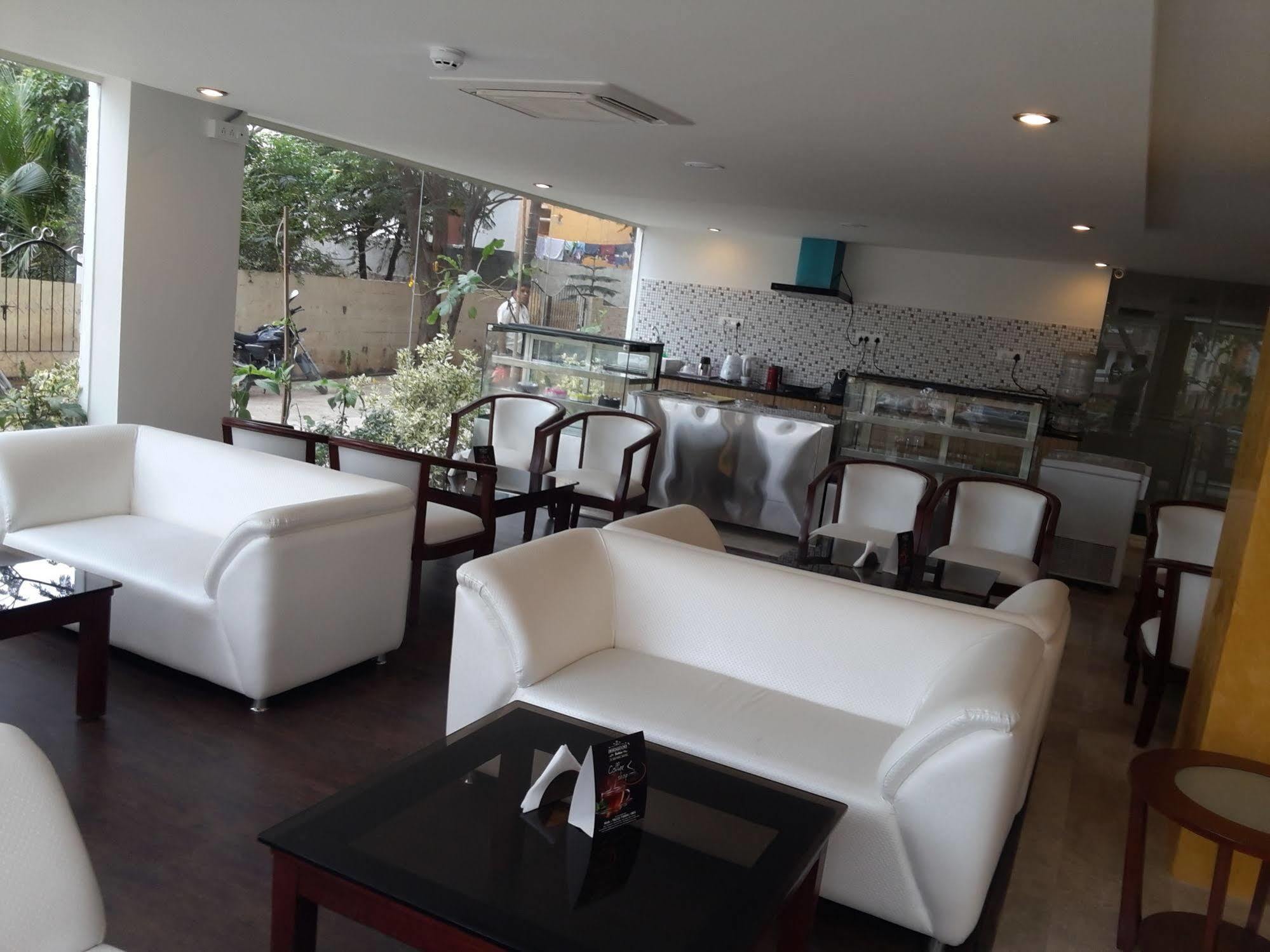 巴吉尼标志套房酒店 班加罗尔 外观 照片